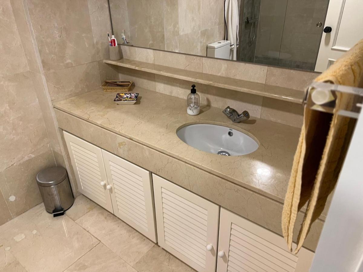 Apartamento Puerto Sotogrande Marina ภายนอก รูปภาพ
