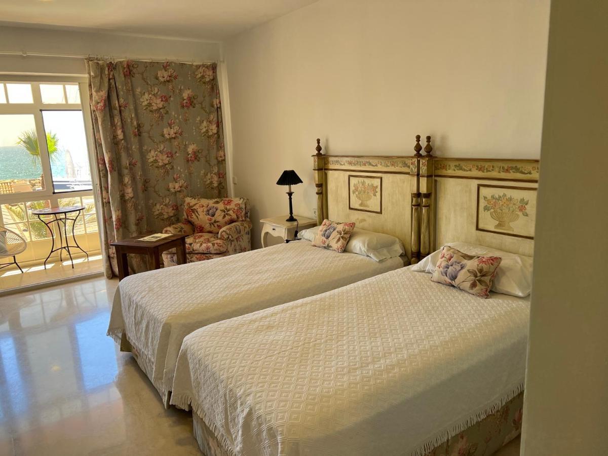 Apartamento Puerto Sotogrande Marina ภายนอก รูปภาพ