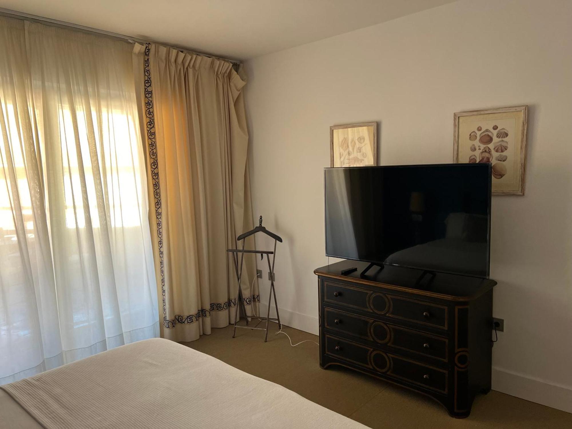 Apartamento Puerto Sotogrande Marina ภายนอก รูปภาพ