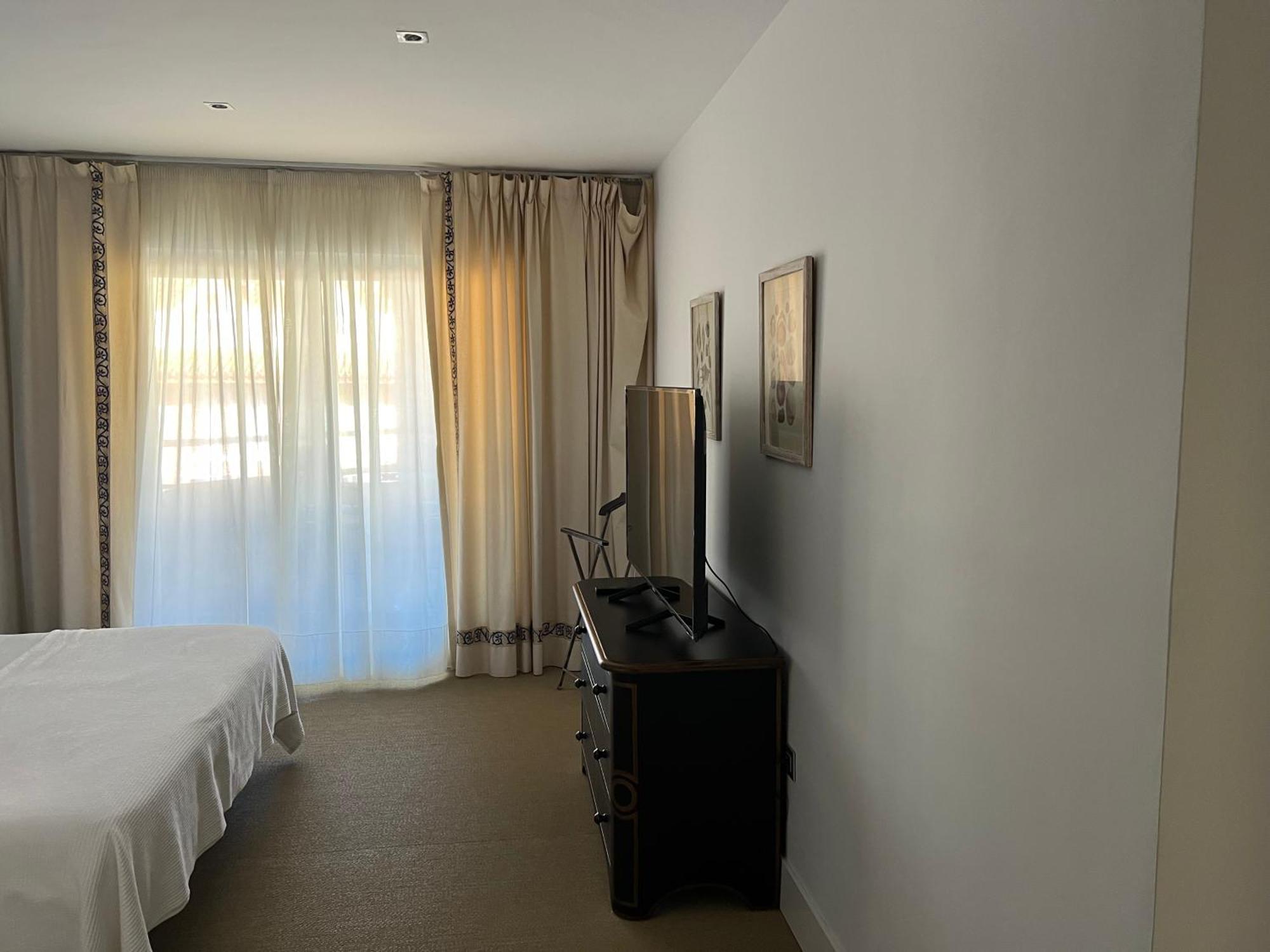 Apartamento Puerto Sotogrande Marina ภายนอก รูปภาพ